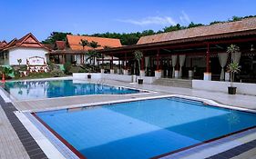 Lovita Tanjung Bidara Beach Resort